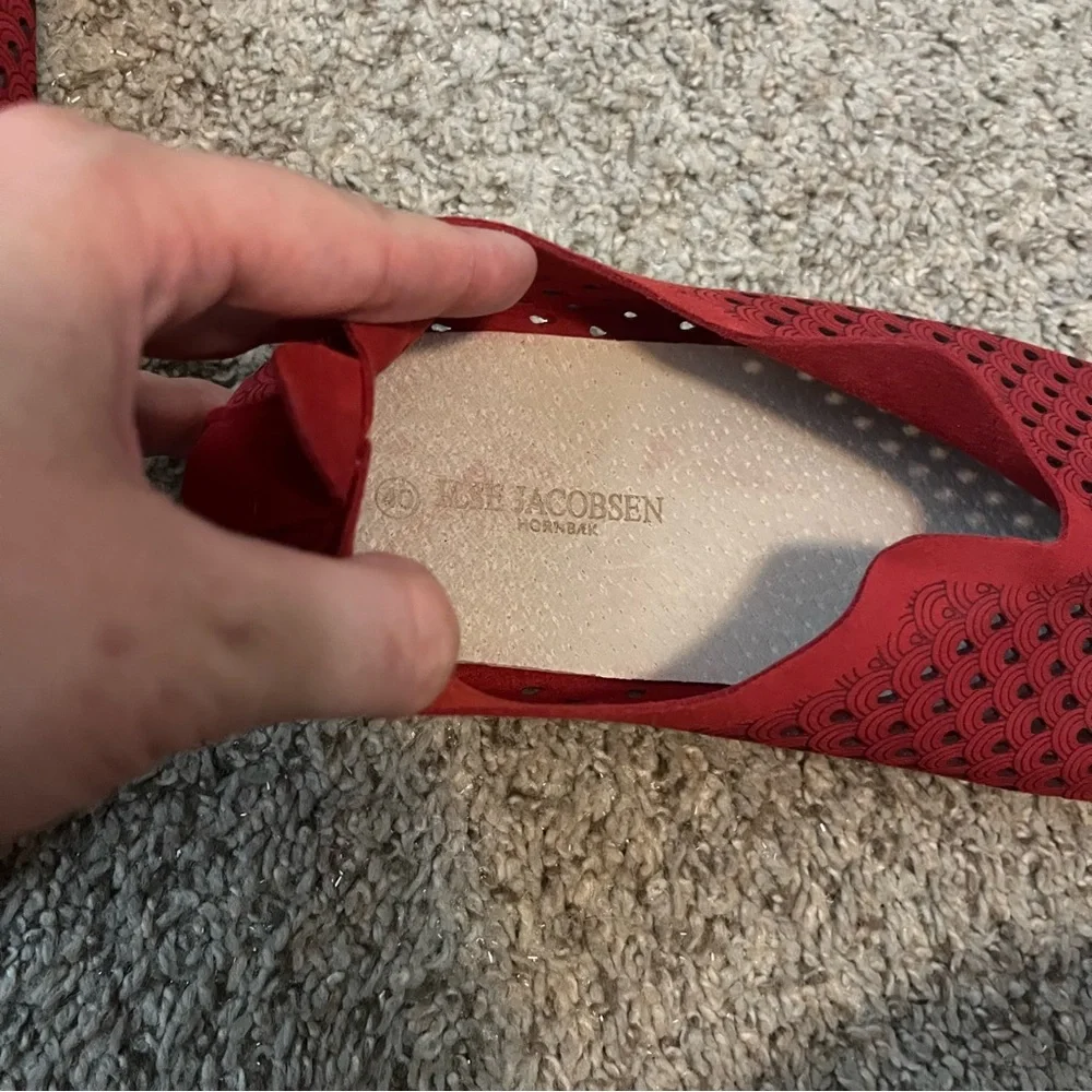 SLIP ONS - Picture 2 of 4